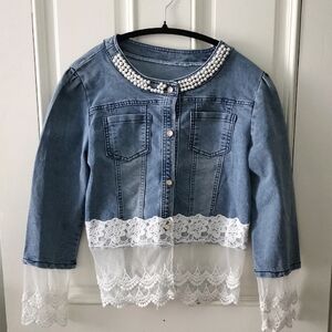 WTY Unique lace &. pearl boho western denim jacket. Mrs on the Back. Size M/L.